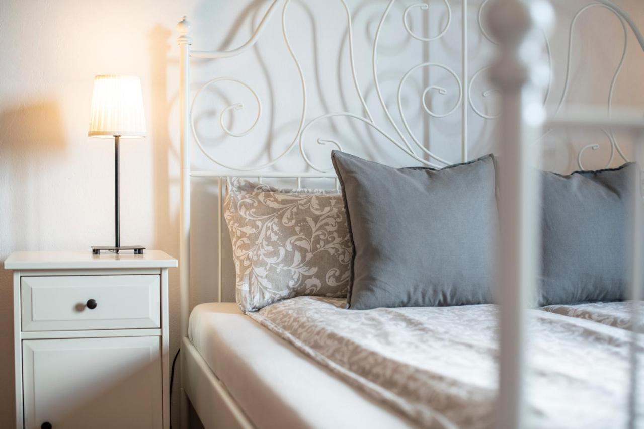ורסאר Old Town Studio And Apartment מראה חיצוני תמונה
