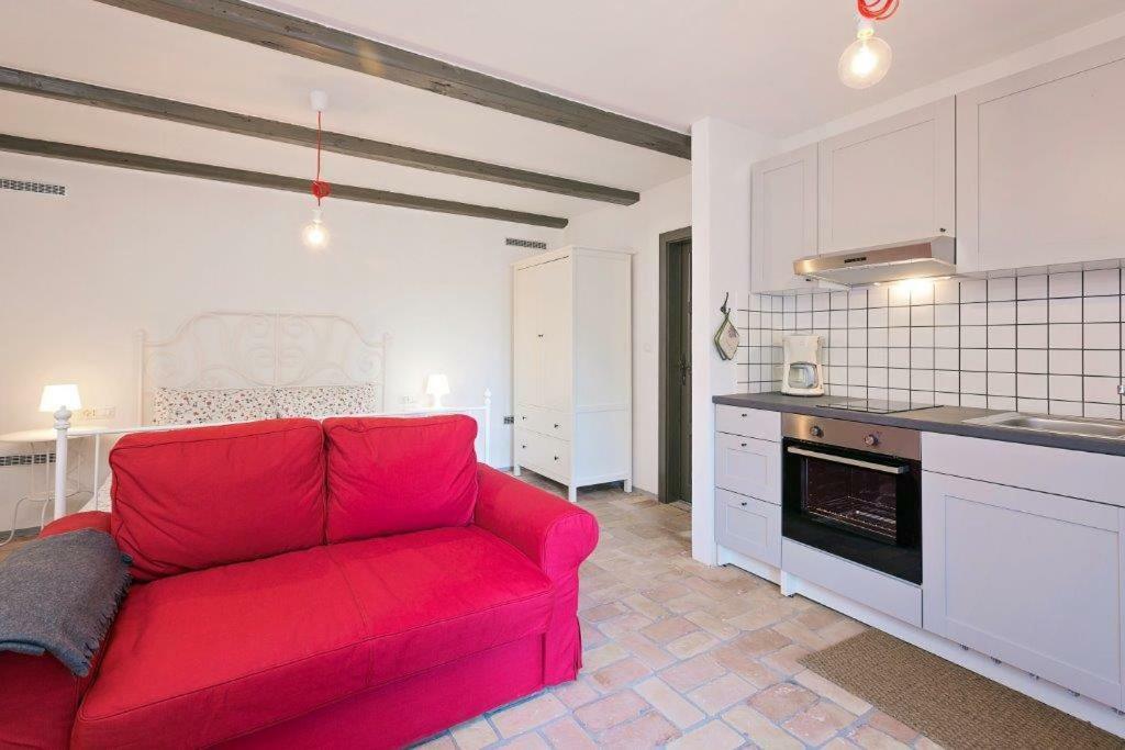 ורסאר Old Town Studio And Apartment מראה חיצוני תמונה